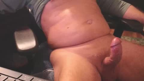 Snapshot of azzman54 chatting on December 22, 2025, 8:50 pm Bobby Latte online show from December 22, 2025, 8:50 pm