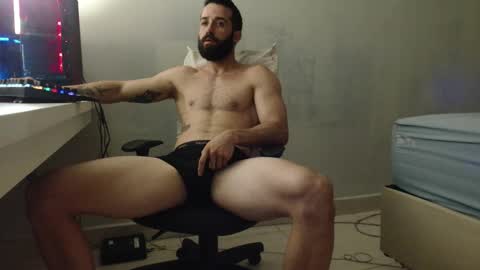 b0ycan online show from February 8, 2026, 10:57 pm