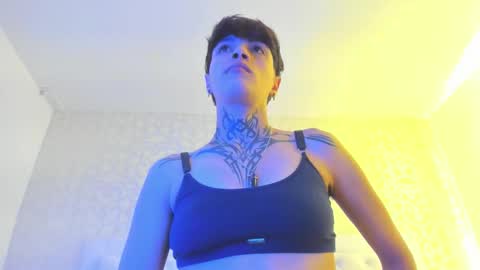 Anny online show from November 23, 2025, 3:39 am