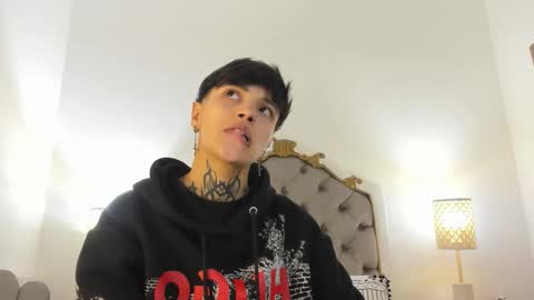 Anny online show from February 5, 2026, 11:48 am