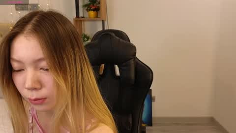 Cute Raby online show from January 8, 2025, 12:47 pm