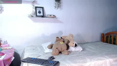 babby_swet online show from May 22, 2026, 12:11 pm