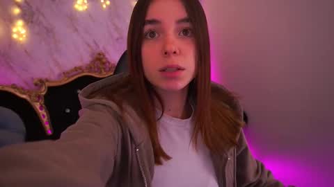 Babe online show from January 19, 2026, 8:18 am