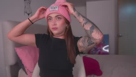 Samanta online show from April 18, 2026, 6:39 am