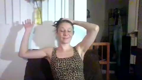 Babette online show from September 11, 2025, 1:17 am