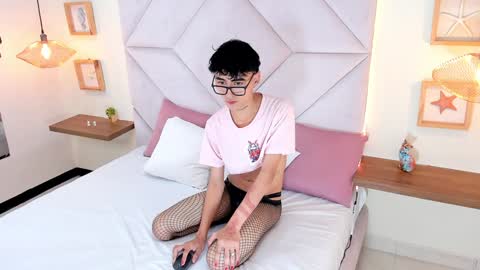 Ander online show from February 8, 2025, 11:44 am