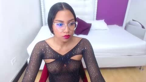 valentina online show from March 4, 2025, 2:21 pm