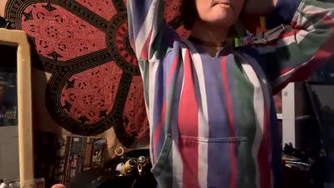 Snapshot of baby_buddha chatting on January 27, 2025, 1:48 am baby buddha  online show from January 27, 2025, 1:48 am