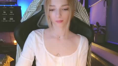 Snapshot of baby_gopn1k chatting on January 20, 2025, 5:04 am baby gopn1k online show from January 20, 2025, 5:04 am