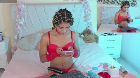 Snapshot of baby_kaliope chatting on January 14, 2025, 9:35 am Kaliope online show from January 14, 2025, 9:35 am