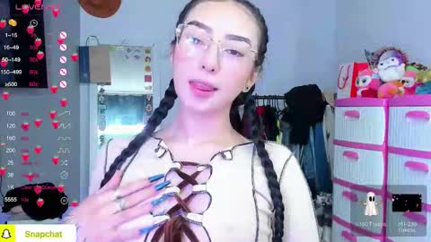 lily online show from October 20, 2025, 10:38 am