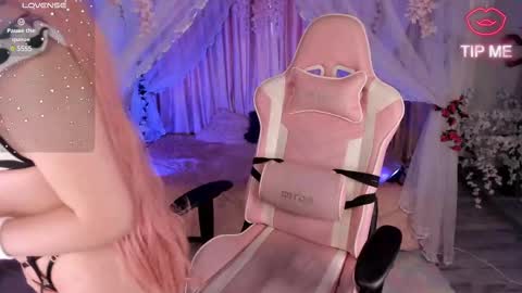 Snapshot of baby_lolli_pop chatting on March 3, 2025, 9:15 pm antonella online show from March 3, 2025, 9:15 pm