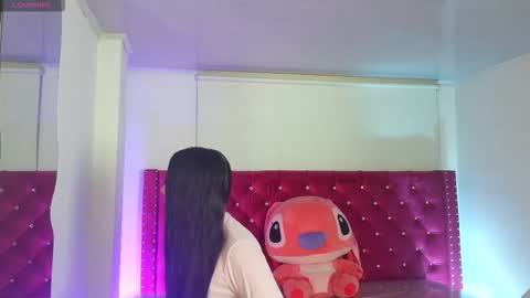 Snapshot of baby_nicols_m chatting on February 19, 2026, 11:06 am Nico online show from February 19, 2026, 11:06 am