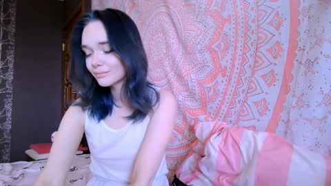 Alice online show from April 12, 2026, 8:19 am