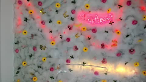 Snapshot of babyaylin chatting on January 21, 2025, 11:46 am Aylin  online show from January 21, 2025, 11:46 am