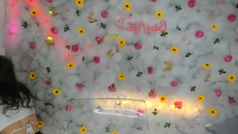 Snapshot of babyaylin chatting on January 31, 2025, 7:29 am Aylin  online show from January 31, 2025, 7:29 am