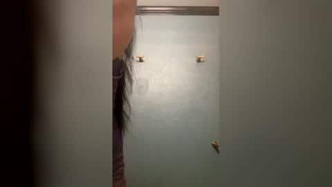 babybratember online show from April 3, 2026, 8:56 am