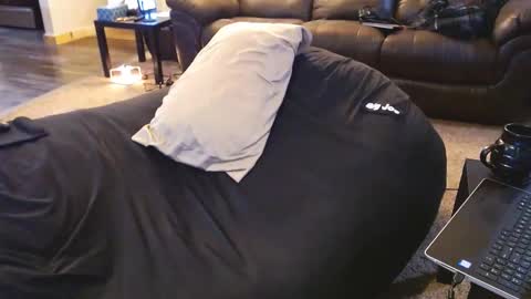 Snapshot of babydick4u2c chatting on December 3, 2024, 2:36 am BabyDick online show from December 3, 2024, 2:36 am