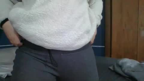 Your Highness Elle online show from December 4, 2024, 2:53 am