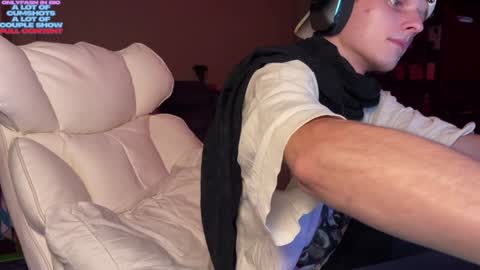 Big cock boy online show from January 14, 2025, 2:50 am