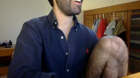 Tom A.    online show from November 8, 2025, 1:00 pm