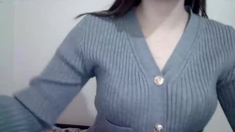 babyjoii online show from February 13, 2025, 6:48 pm