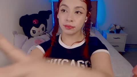 kathisaenz  online show from May 9, 2026, 5:12 am