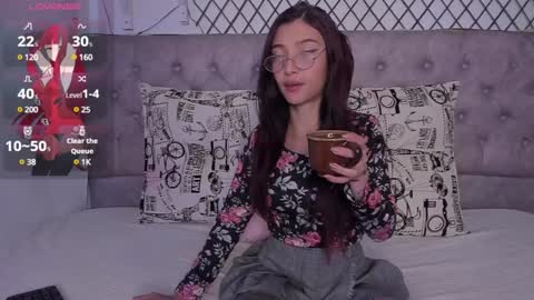 Snapshot of babylissie chatting on January 18, 2025, 12:47 pm babylissie online show from January 18, 2025, 12:47 pm