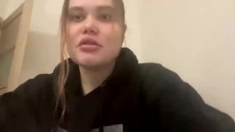 Snapshot of babymeow17 chatting on January 8, 2026, 10:45 pm babymeow17 online show from January 8, 2026, 10:45 pm