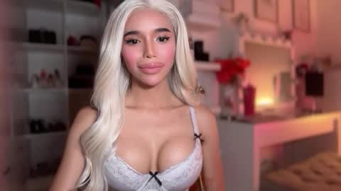 babysabrinaxx online show from February 19, 2026, 10:39 pm