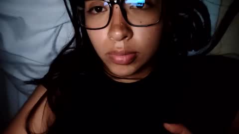 Snapshot of babyymango_ chatting on February 5, 2025, 6:04 pm  Gisselle  online show from February 5, 2025, 6:04 pm