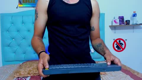 s   online show from October 16, 2025, 10:16 am