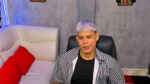 bad_boytoh online show from December 18, 2025, 12:22 pm