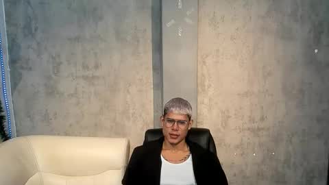 bad_boytoh online show from January 7, 2026, 1:35 pm