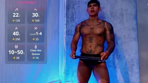 Snapshot of bad_boytoh chatting on February 6, 2026, 1:36 pm bad_boytoh online show from February 6, 2026, 1:36 pm