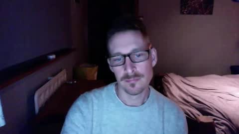 Snapshot of bad_dad43 chatting on December 31, 2024, 11:06 pm Bad dad43 online show from December 31, 2024, 11:06 pm