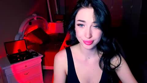 Miss Desire...do you remember online show from December 13, 2024, 1:01 pm