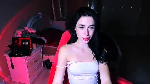 Miss Desire...do you remember online show from November 7, 2025, 5:35 pm