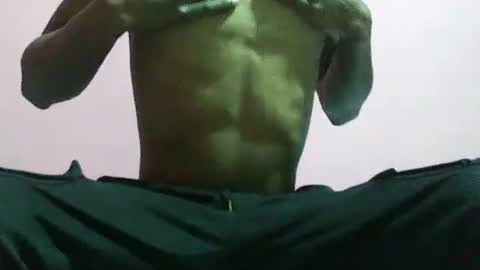 badaddo910342 online show from September 27, 2025, 4:01 pm