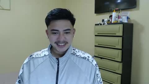 Snapshot of badboy_hanns chatting on December 9, 2024, 5:08 pm HANNS online show from December 9, 2024, 5:08 pm