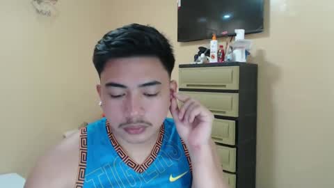 Snapshot of badboy_hanns chatting on December 10, 2024, 10:05 pm HANNS online show from December 10, 2024, 10:05 pm