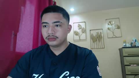 Snapshot of badboy_hanns chatting on February 12, 2025, 3:51 am HANNS online show from February 12, 2025, 3:51 am