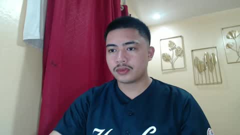 Snapshot of badboy_hanns chatting on February 12, 2025, 2:10 pm HANNS online show from February 12, 2025, 2:10 pm