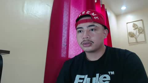 Snapshot of badboy_hanns chatting on February 15, 2025, 4:14 am HANNS online show from February 15, 2025, 4:14 am