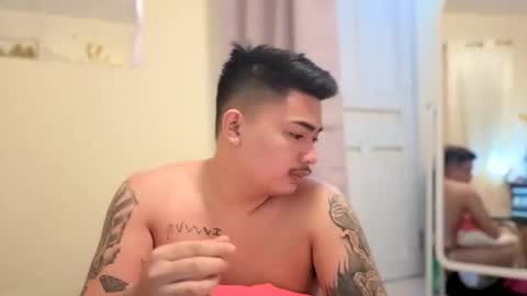 Snapshot of badboy_hanns chatting on October 14, 2025, 10:05 am HANNS online show from October 14, 2025, 10:05 am