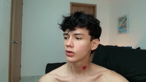 Snapshot of badboy_one chatting on November 7, 2025, 11:21 am jhojan online show from November 7, 2025, 11:21 am