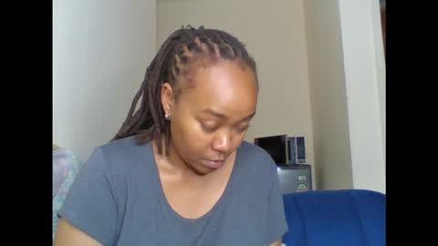 baddie_bunnie online show from May 19, 2026, 1:56 am