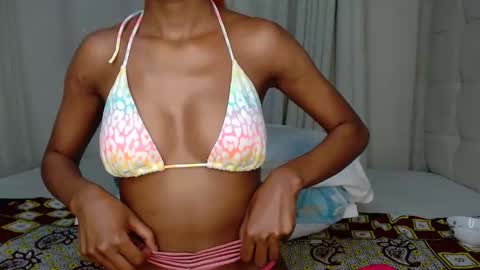 Snapshot of baddie_caramell chatting on September 13, 2025, 1:27 am baddie_caramell online show from September 13, 2025, 1:27 am