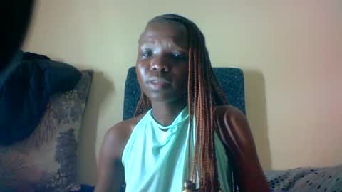 Snapshot of baddie_floxxy chatting on July 6, 2026, 7:27 am baddie_floxxy online show from July 6, 2026, 7:27 am