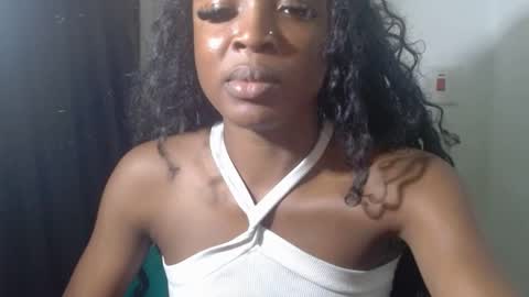baddiebitchx online show from May 26, 2026, 11:39 am